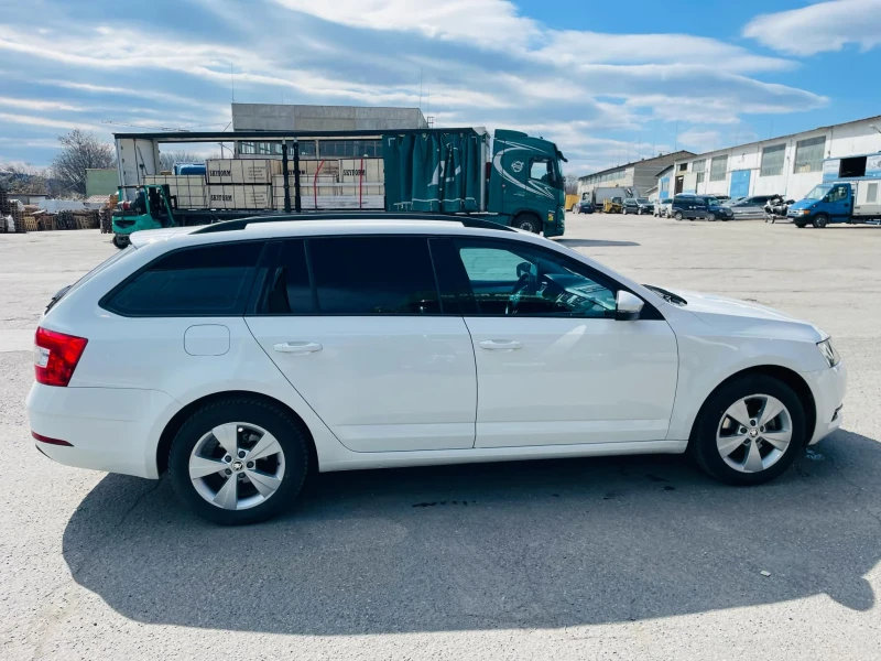 Skoda Octavia, снимка 5 - Автомобили и джипове - 49557933