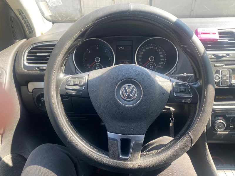 VW Golf, снимка 9 - Автомобили и джипове - 49584010