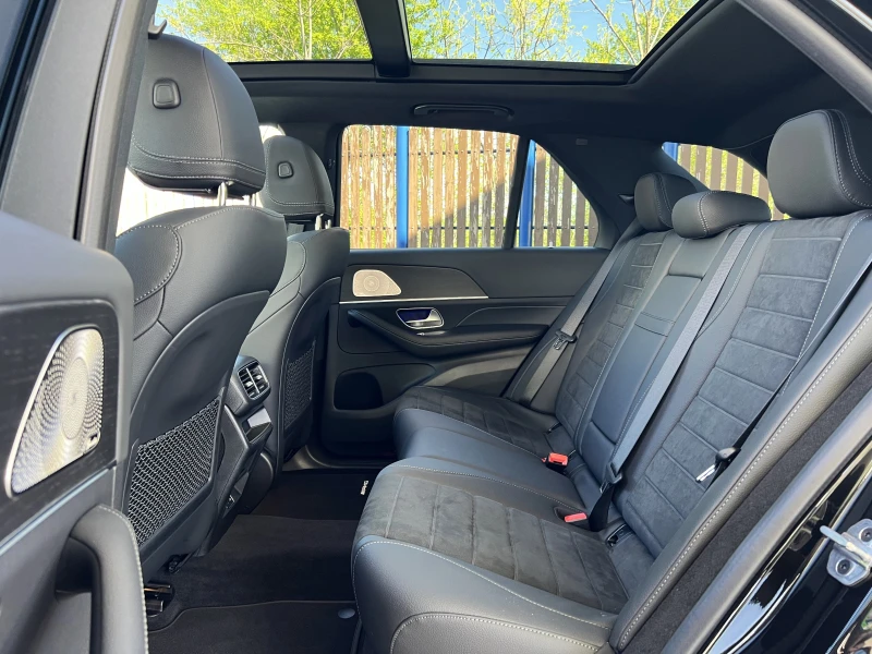 Mercedes-Benz GLE 450 d/AMG/4-MATIC/NIGHT/PANO/BURM/AIRMATIC/360/, снимка 17 - Автомобили и джипове - 51175908