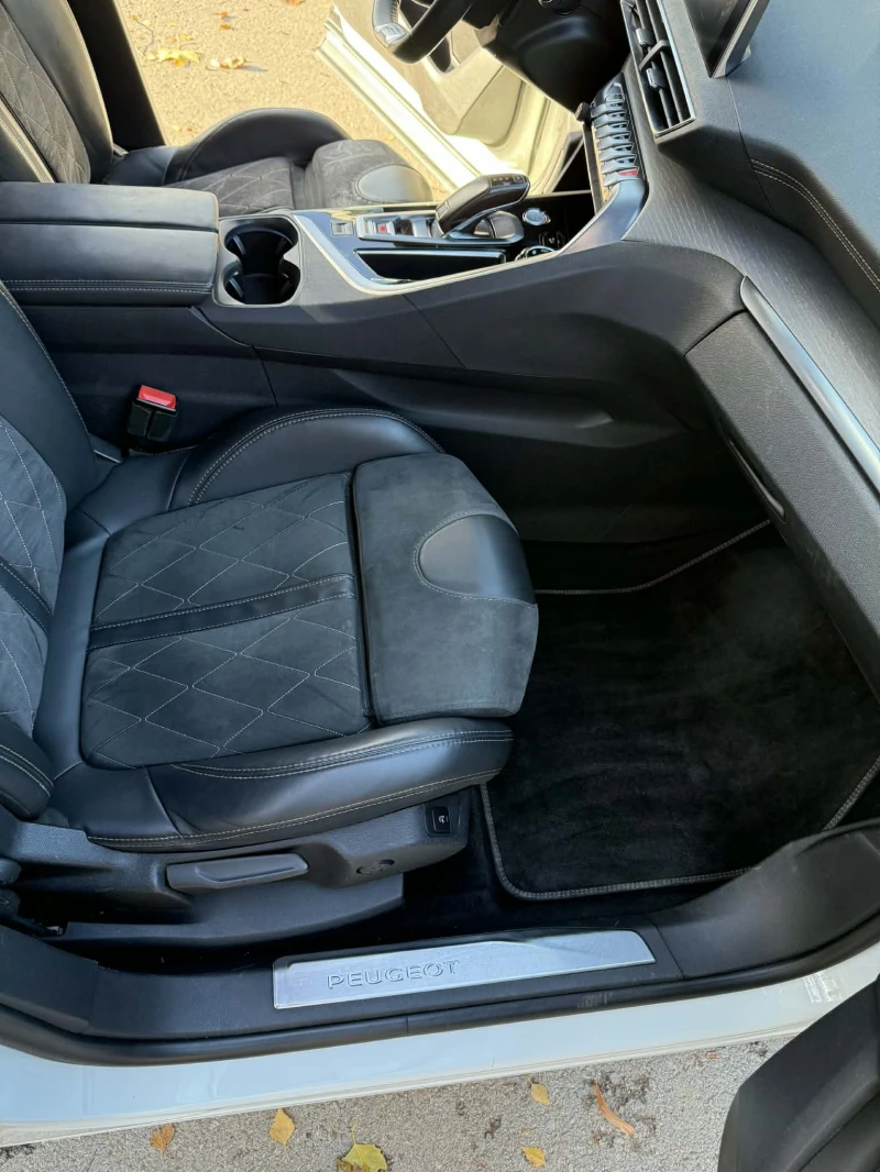 Peugeot 3008 2.0 GT BLUEHDI 181 EAT6, снимка 15 - Автомобили и джипове - 52505801