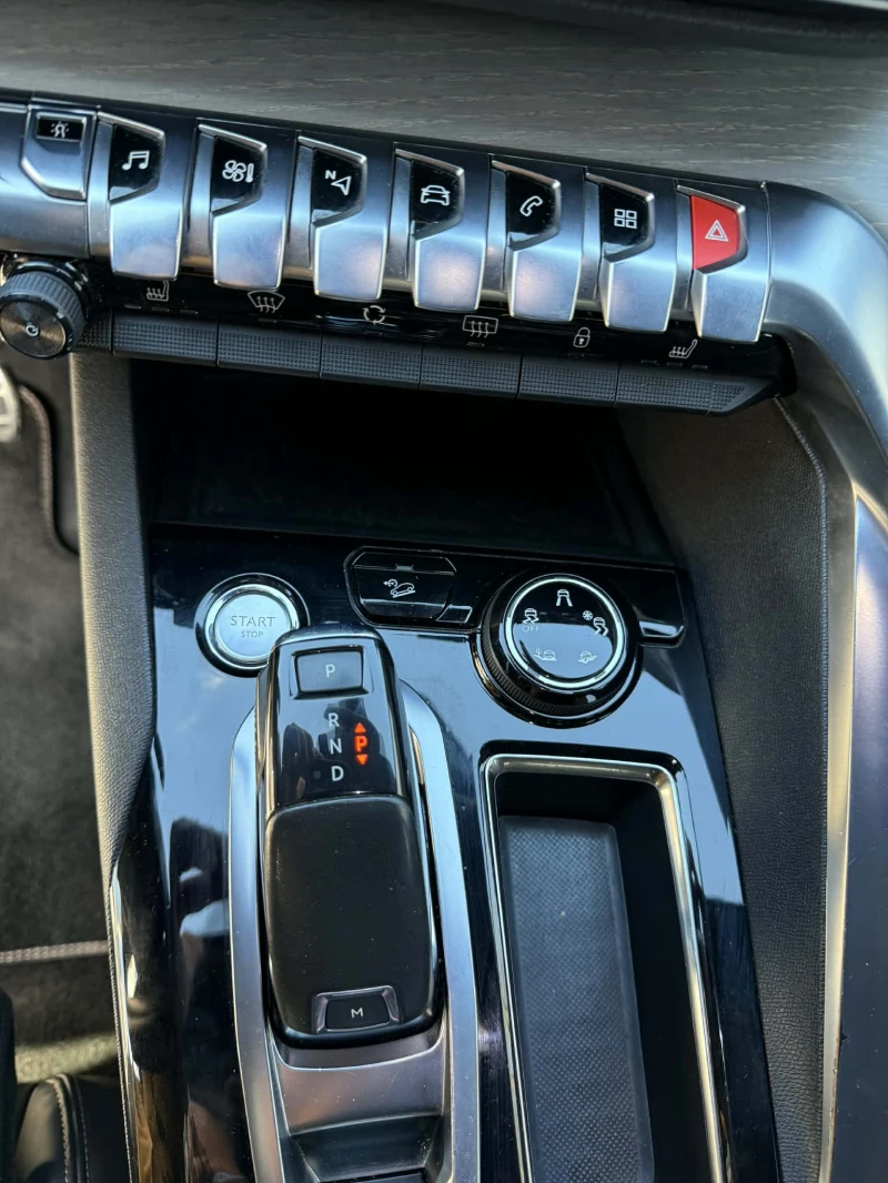 Peugeot 3008 2.0 GT BLUEHDI 181 EAT6, снимка 12 - Автомобили и джипове - 52505801