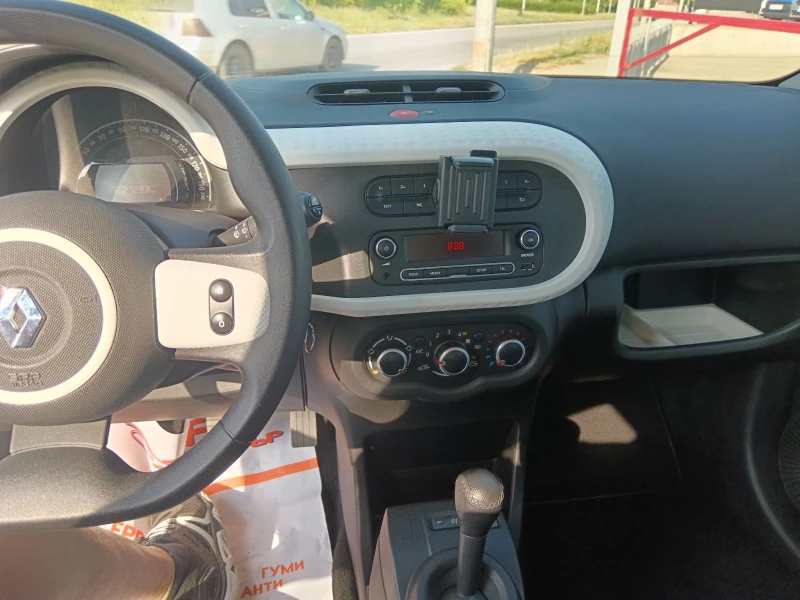Renault Twingo 1.0, снимка 7 - Автомобили и джипове - 52797215