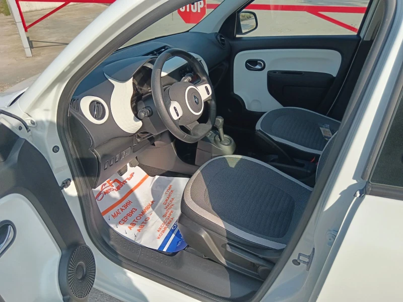 Renault Twingo 1.0, снимка 8 - Автомобили и джипове - 52797215