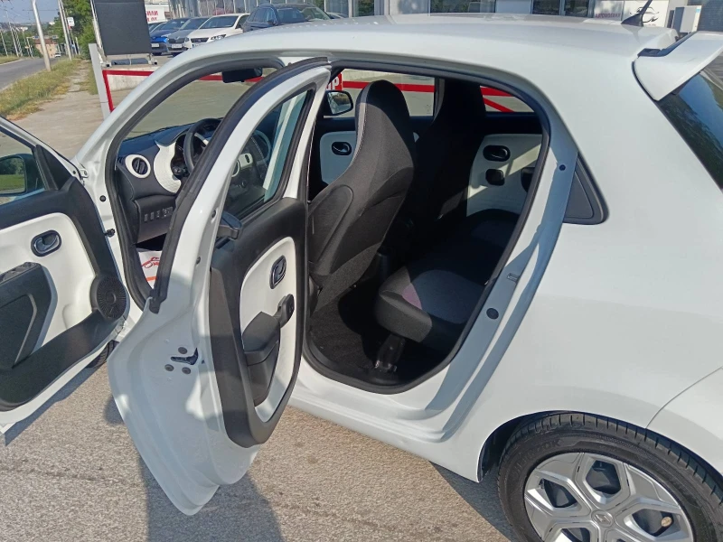 Renault Twingo 1.0, снимка 6 - Автомобили и джипове - 52797215