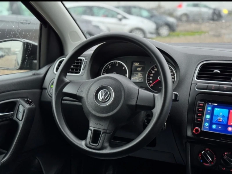 VW Polo 1.6 TDI, снимка 2 - Автомобили и джипове - 52903481