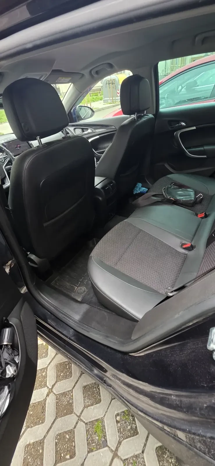 Opel Insignia 2.0, снимка 16 - Автомобили и джипове - 52874309