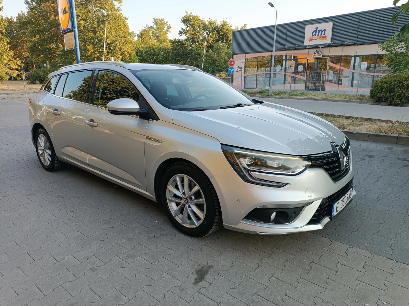 Renault Megane 1.6 Energy dci - изображение 2