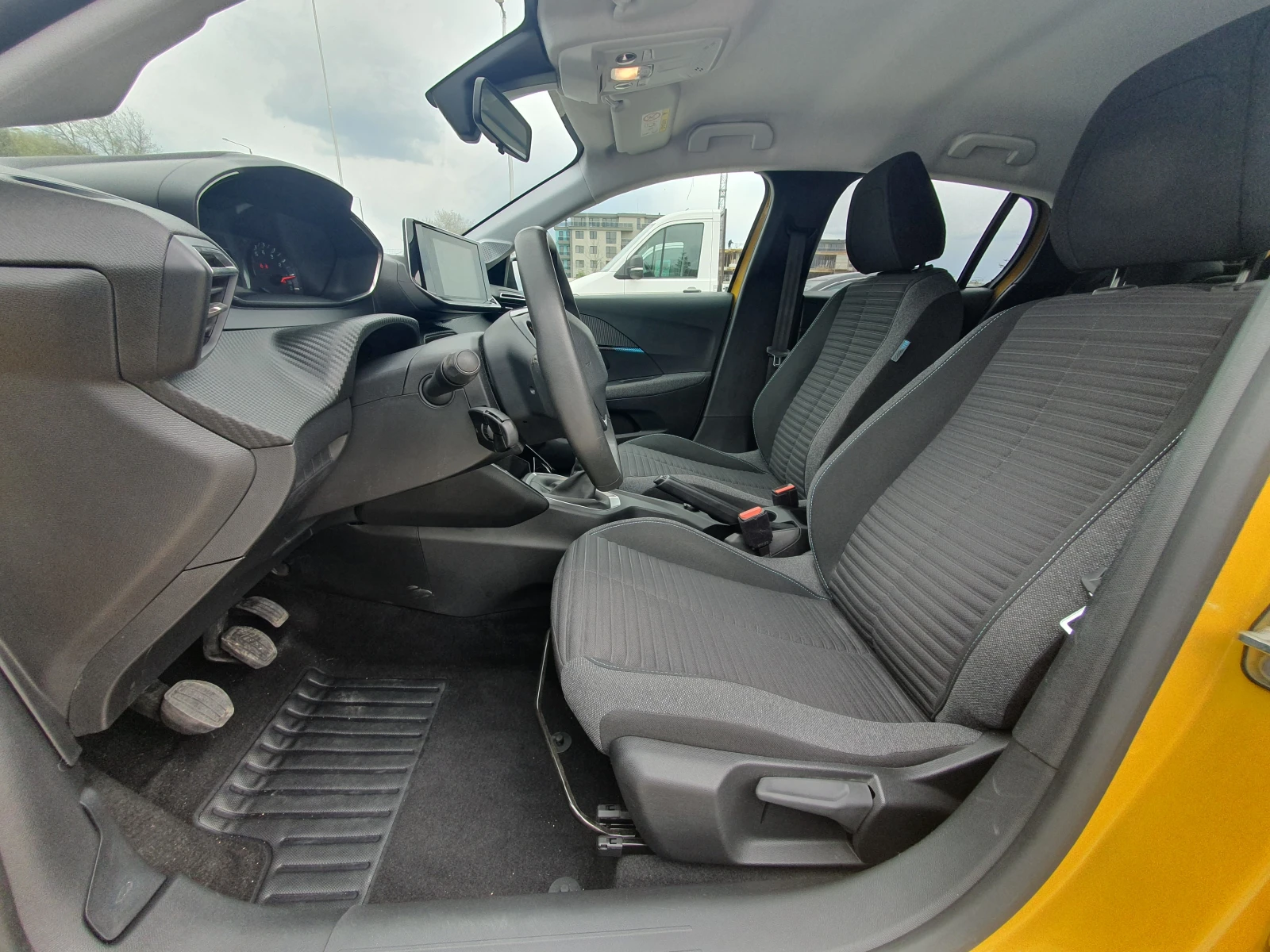Peugeot 208 Style - изображение 5