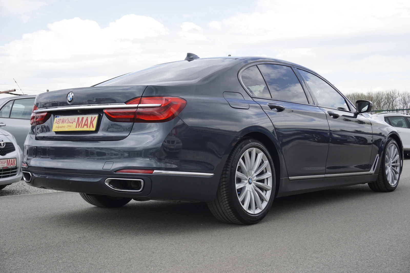 BMW 750 4x4/Memori/Head-Up/Подгрев/FULL - изображение 7