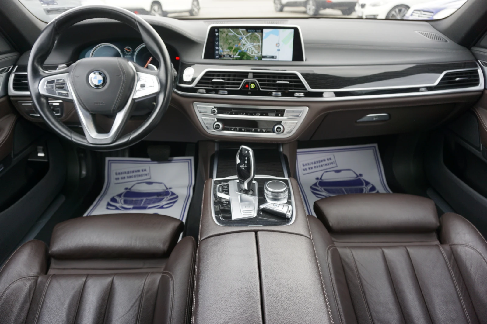BMW 750 4x4/Memori/Head-Up/Подгрев/FULL - изображение 9
