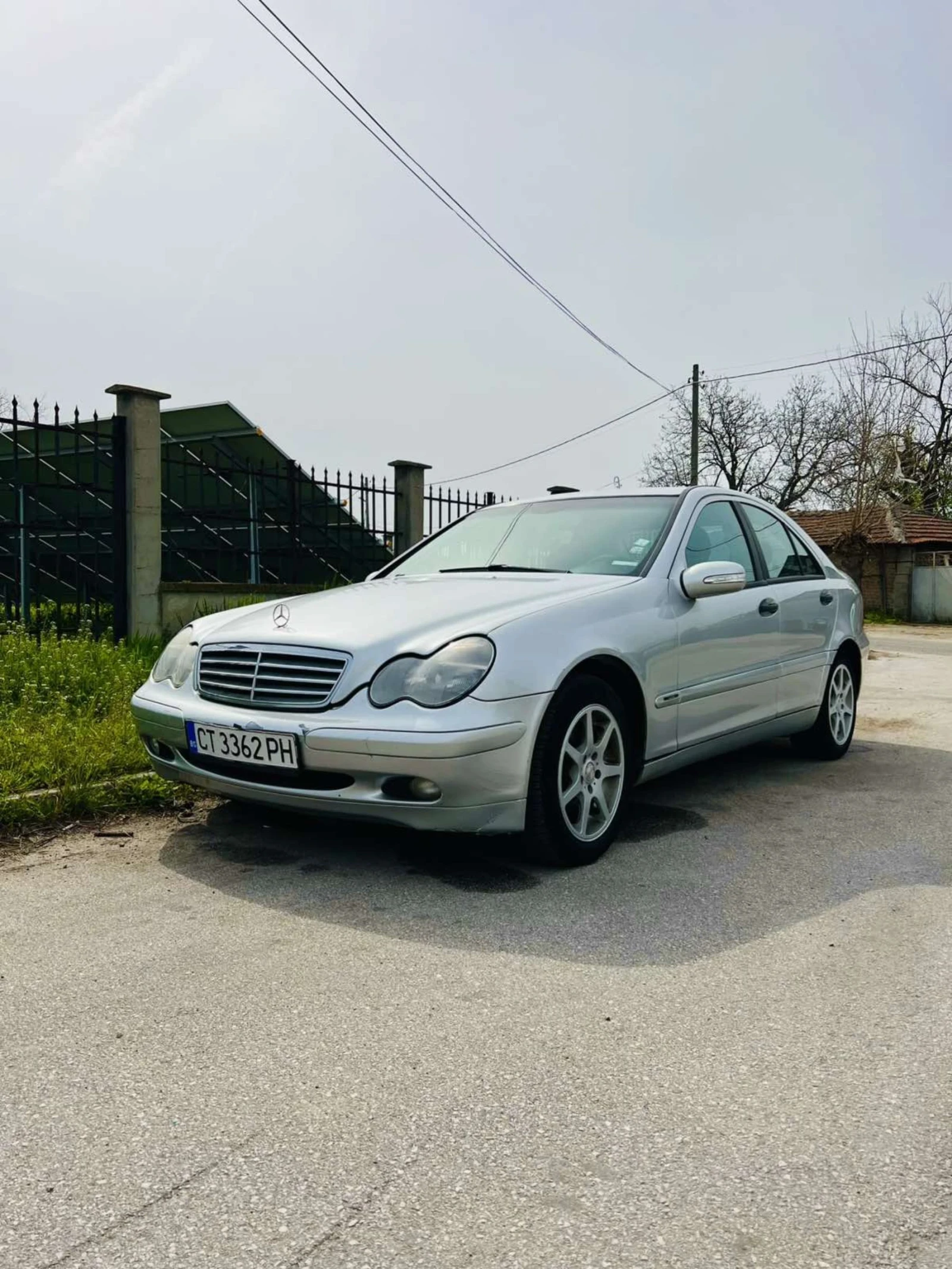 Mercedes-Benz C 220  - изображение 2