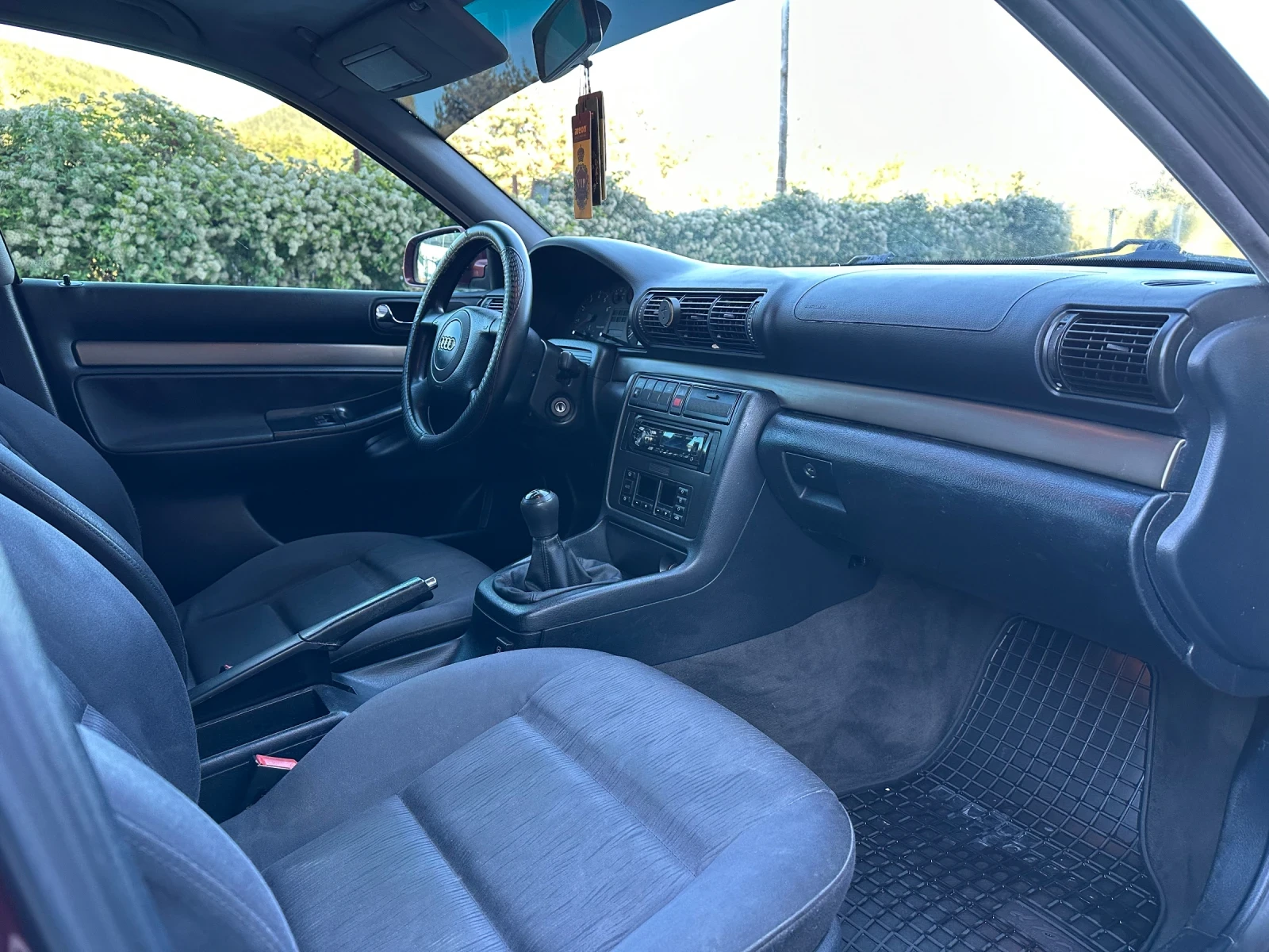 Audi A4 1.8 ГАЗ - изображение 9