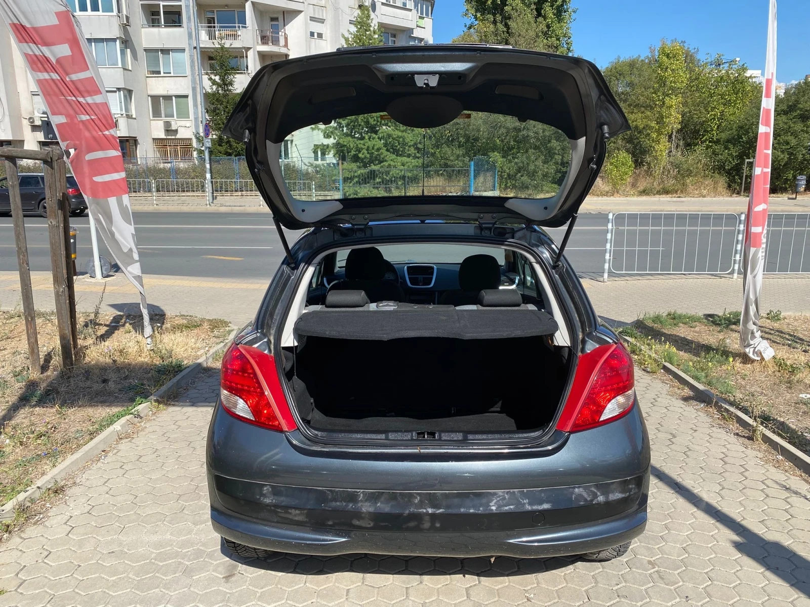 Peugeot 207 1.4i | Mobile.bg   14