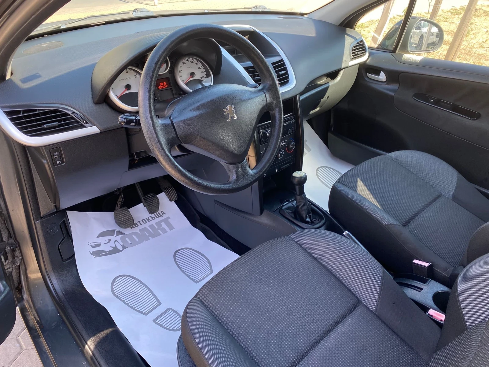 Peugeot 207 1.4i - изображение 7