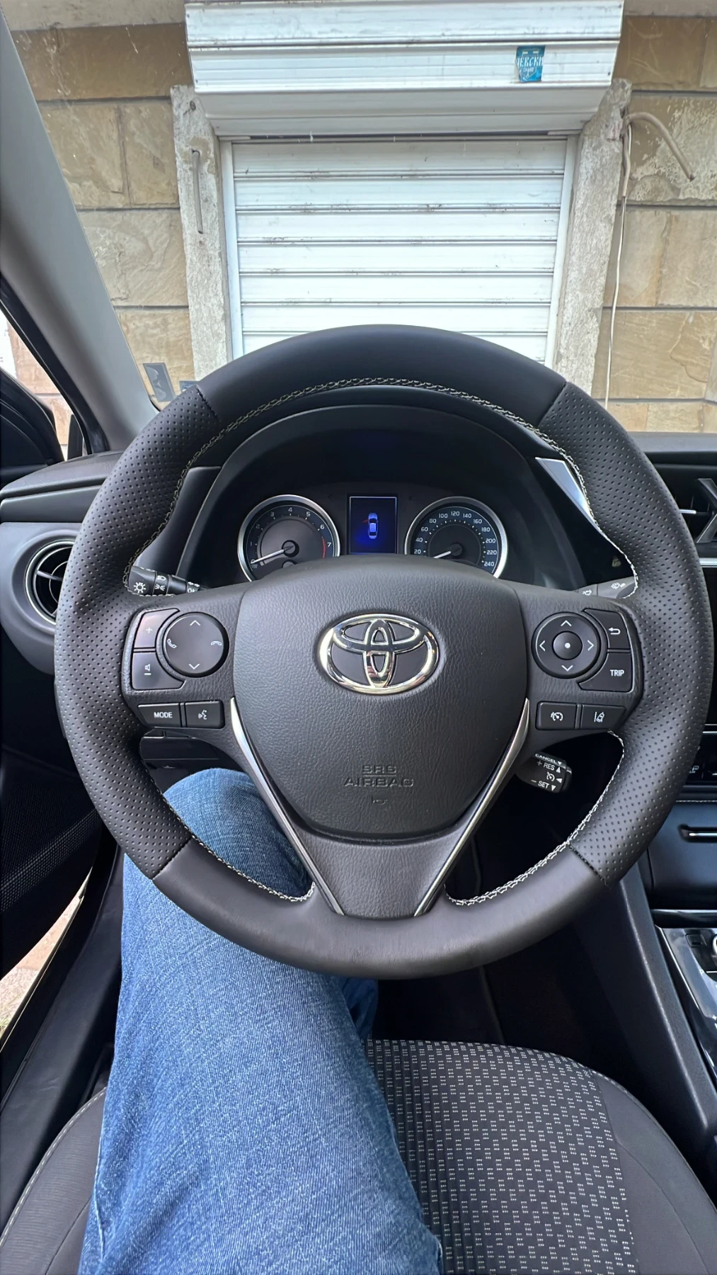 Toyota Corolla 1.6 i - изображение 2