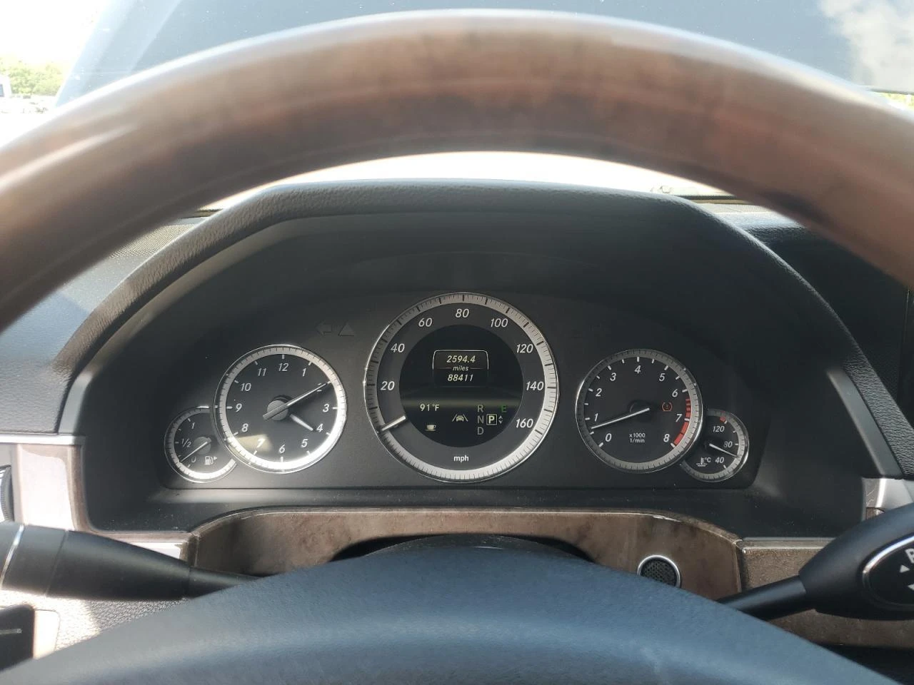 Mercedes-Benz E 350 HARMAN/KARDON* KEYLESS* AMBIENT* ЩОРИ - изображение 9