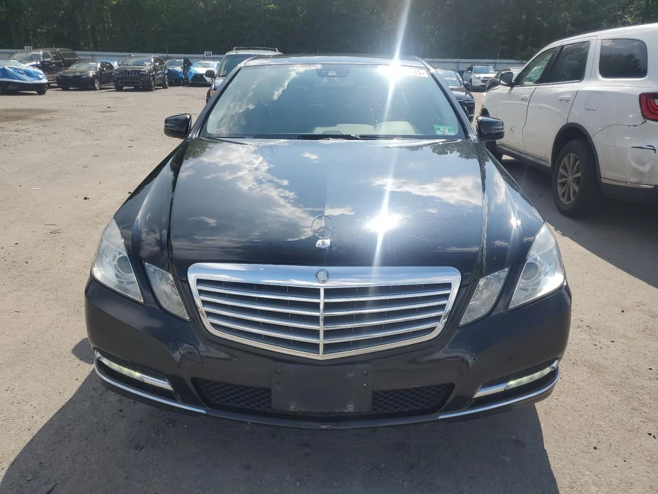 Mercedes-Benz E 350 HARMAN/KARDON* KEYLESS* AMBIENT* ЩОРИ - изображение 2