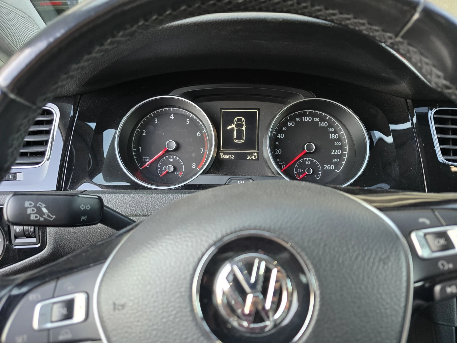 VW Golf 7 1.4 Tsi Bluemotion, снимка 9 - Автомобили и джипове - 53848826