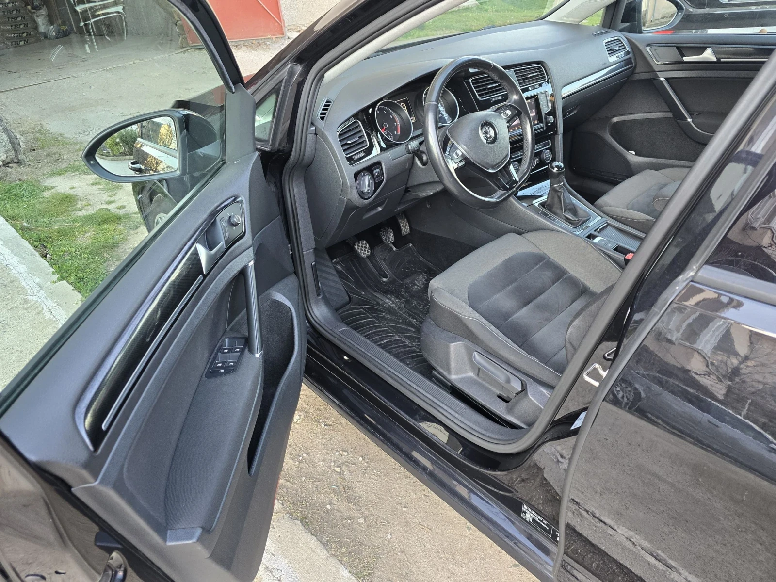 VW Golf 7 1.4 Tsi Bluemotion, снимка 4 - Автомобили и джипове - 53848826