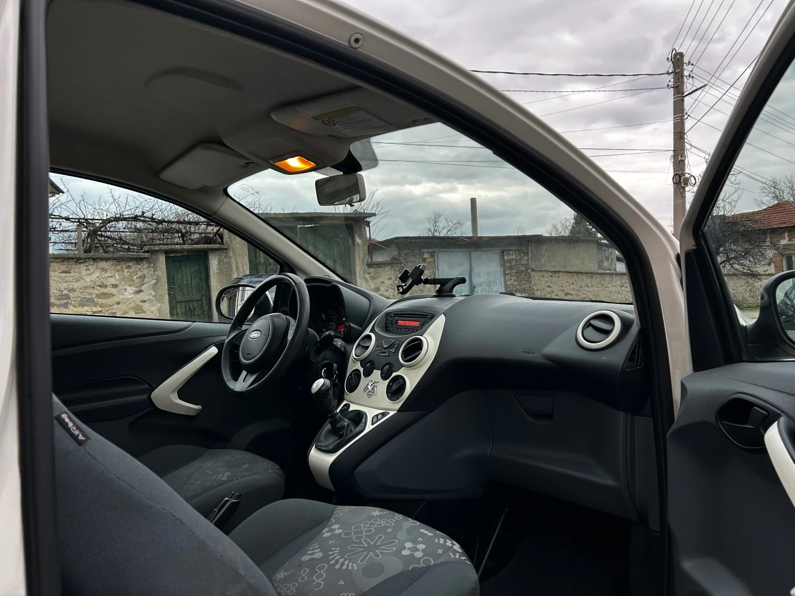 Ford Ka 1.25i* �������* �������� �������* ��� �����*  | Mobile.bg � ����������� 10