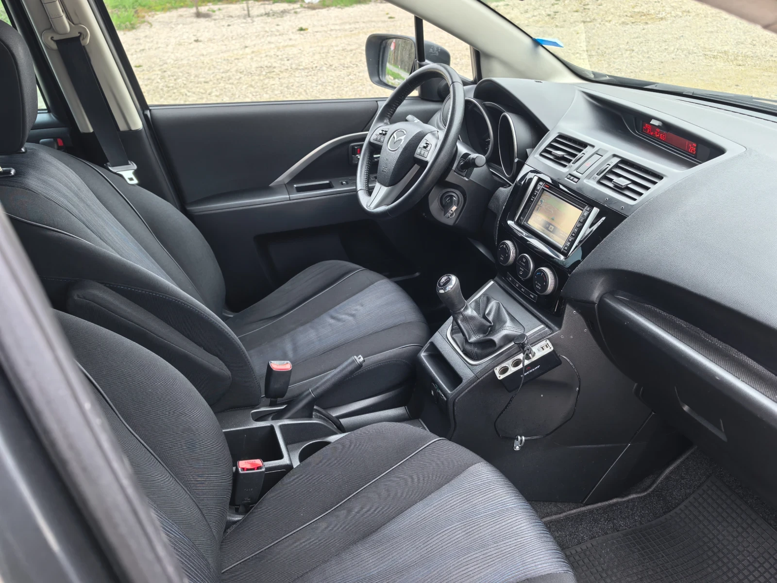 Mazda 5 2.0i  7 МЕСТА, снимка 12 - Автомобили и джипове - 54164115