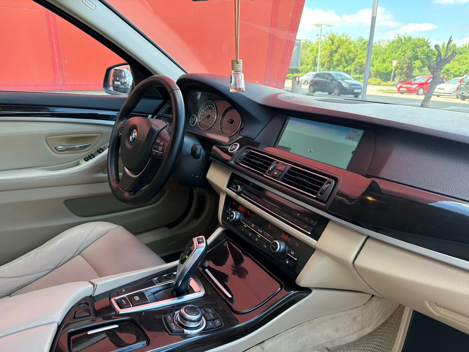 BMW 530 БАРТЕР* 3.0D* Кожа* Автоматик, снимка 9 - Автомобили и джипове - 54587412