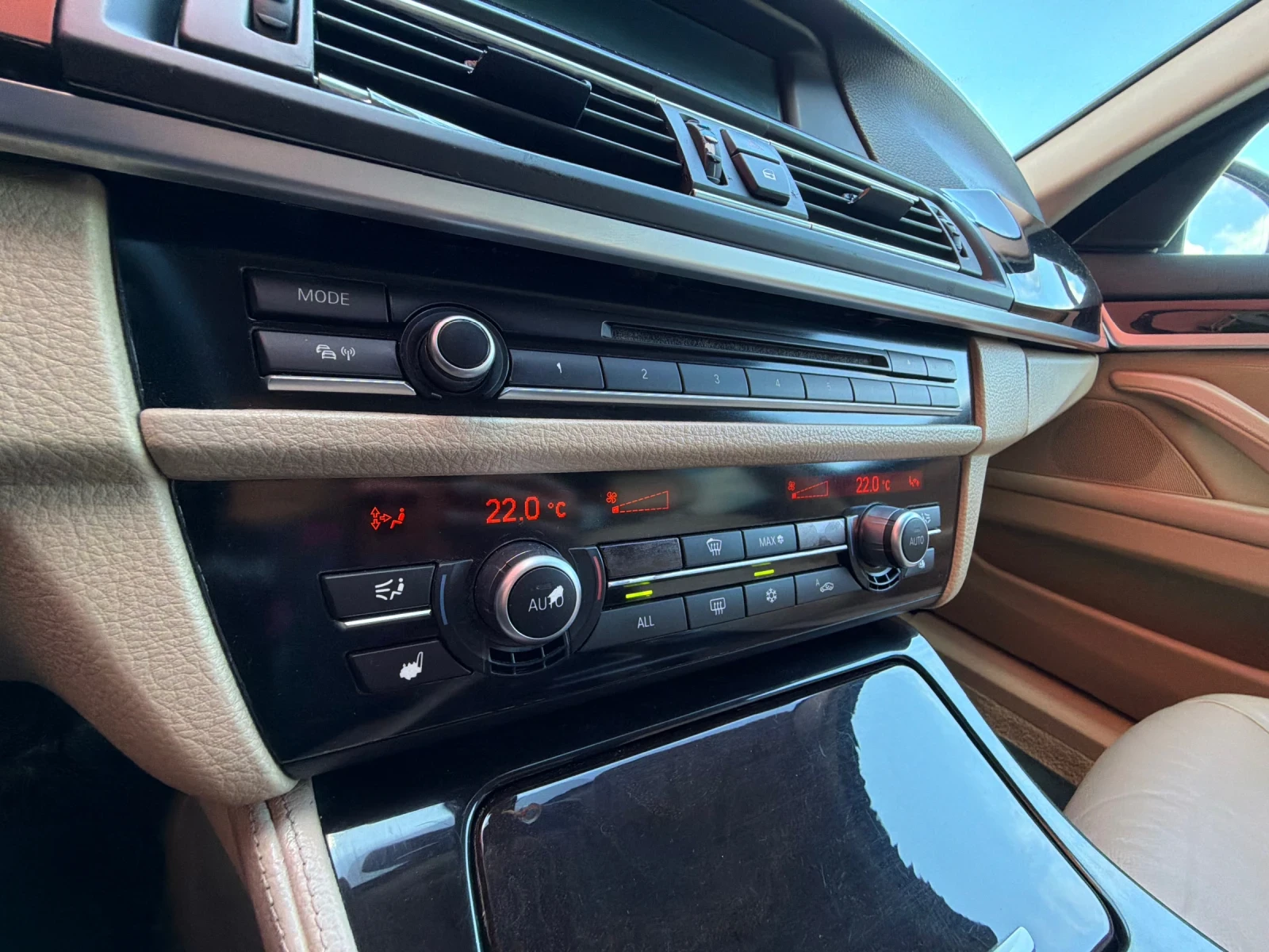 BMW 530 БАРТЕР* 3.0D* Кожа* Автоматик, снимка 16 - Автомобили и джипове - 54587412