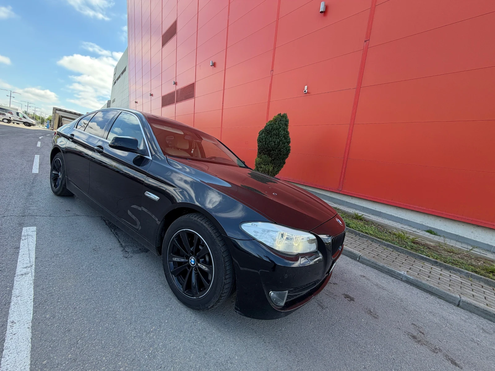 BMW 530 БАРТЕР* 3.0D* Кожа* Автоматик, снимка 2 - Автомобили и джипове - 54587412