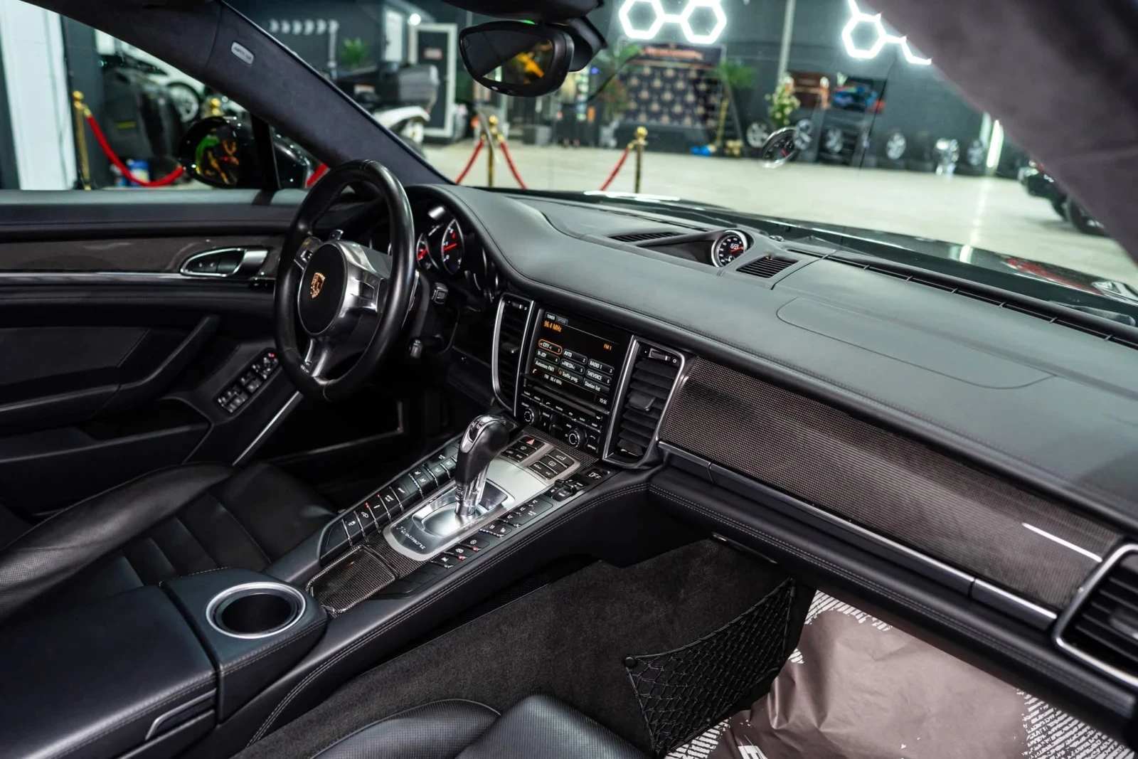 Porsche Panamera TURBO FACELIFT LED NAVI CARBON BURM ЛИЗИНГ 100%, снимка 13 - Автомобили и джипове - 54695779