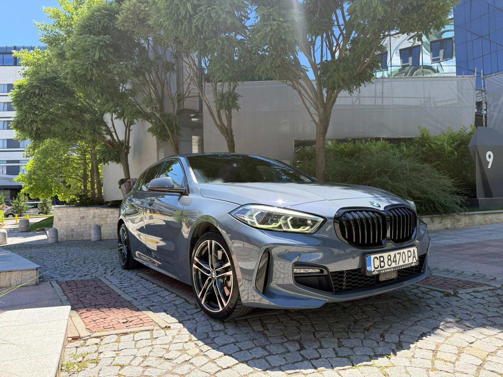 BMW 120 XDrive, снимка 9 - Автомобили и джипове - 55301578