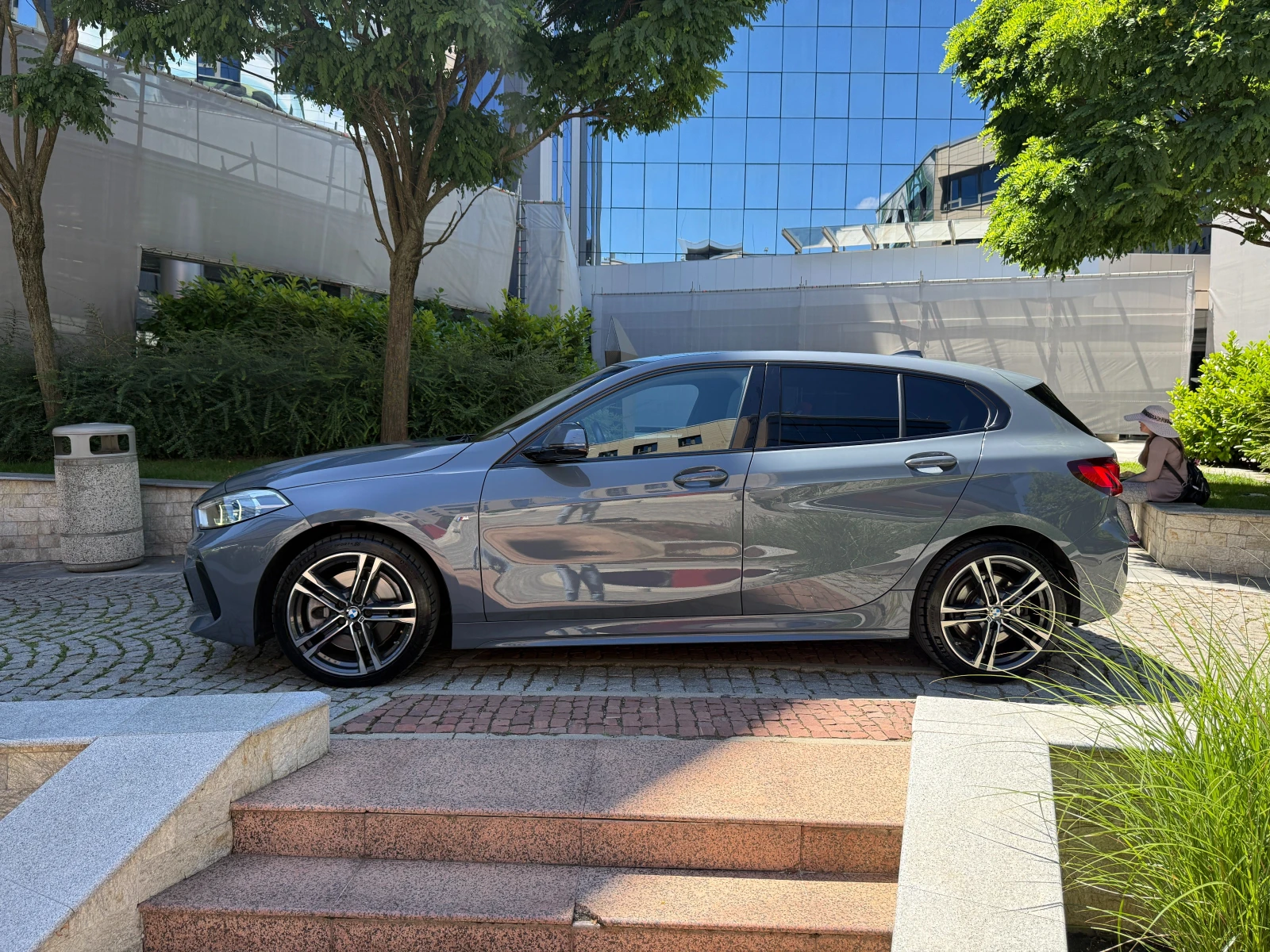 BMW 120 XDrive, снимка 3 - Автомобили и джипове - 55301578