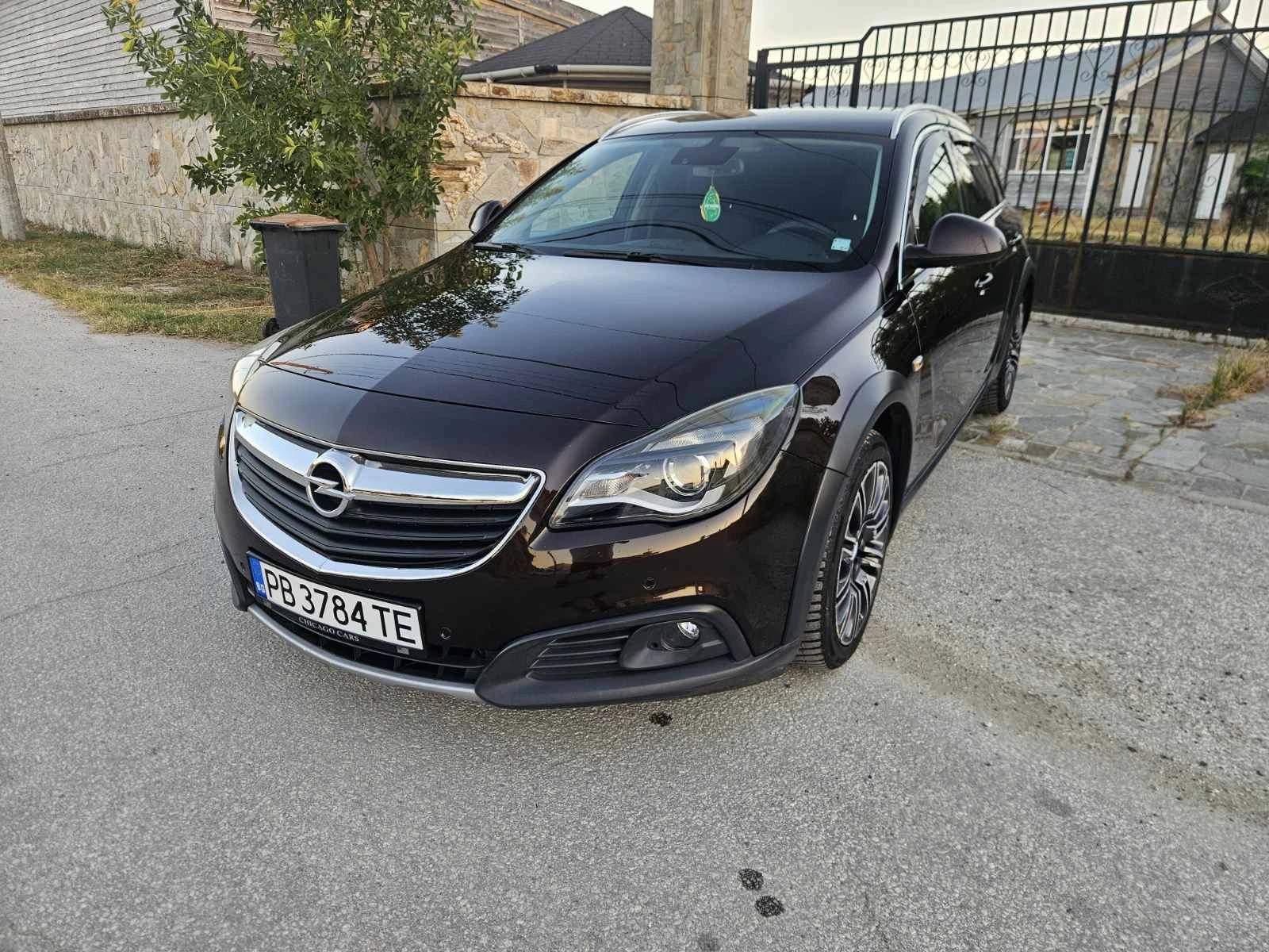 Opel Insignia 2.0TDI SPORT, снимка 3 - Автомобили и джипове - 56012104