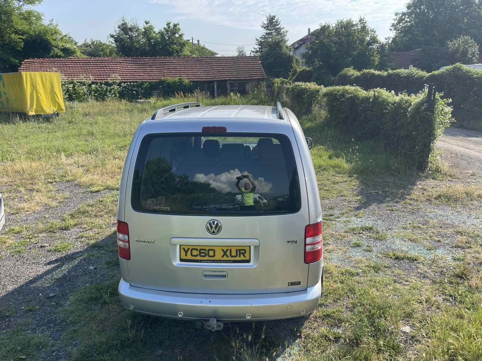 VW Caddy 1.6TDI, 105кс., 2014г., MAXI, АВТОМАТИК, снимка 5 - Автомобили и джипове - 56151315