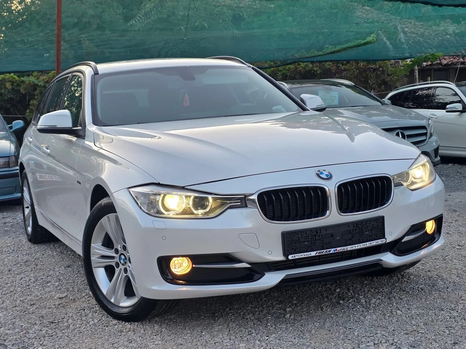 BMW 318 318XD 143K.C. / SPORT / НАВИ / КАМЕРА /КЛИМАТРОНИК, снимка 2 - Автомобили и джипове - 56188884