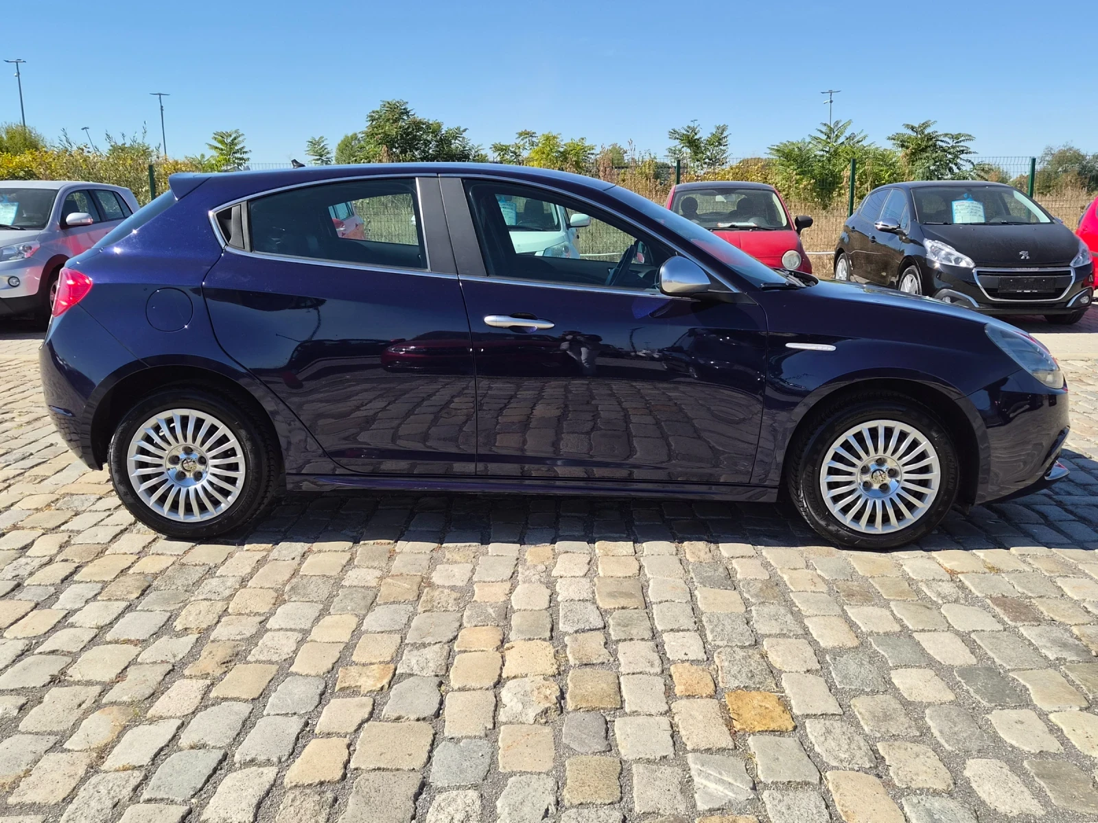 Alfa Romeo Giulietta 1.4TURBO 108000 KM. EURO5, снимка 4 - Автомобили и джипове - 56341121