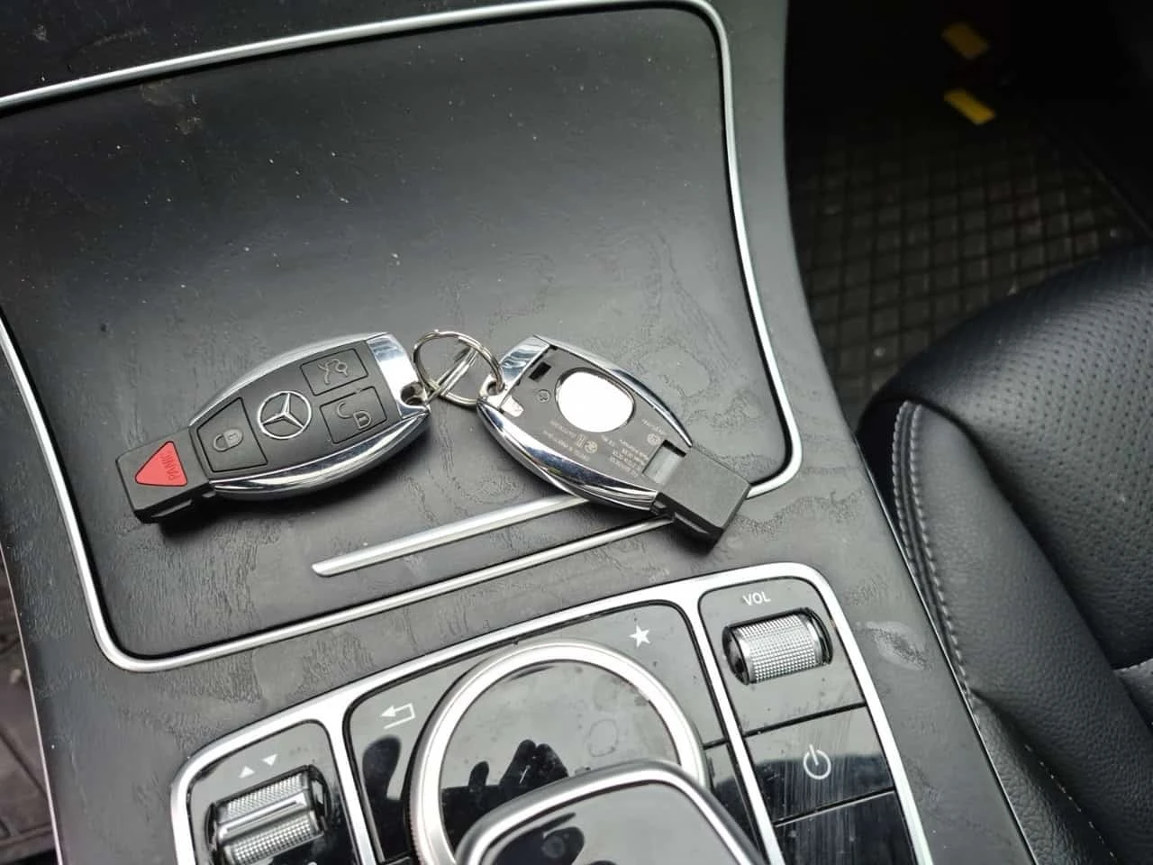 Mercedes-Benz C 300 ��� �����/4matic/CARFAX/�������/�����/�������� | Mobile.bg � ����������� 8