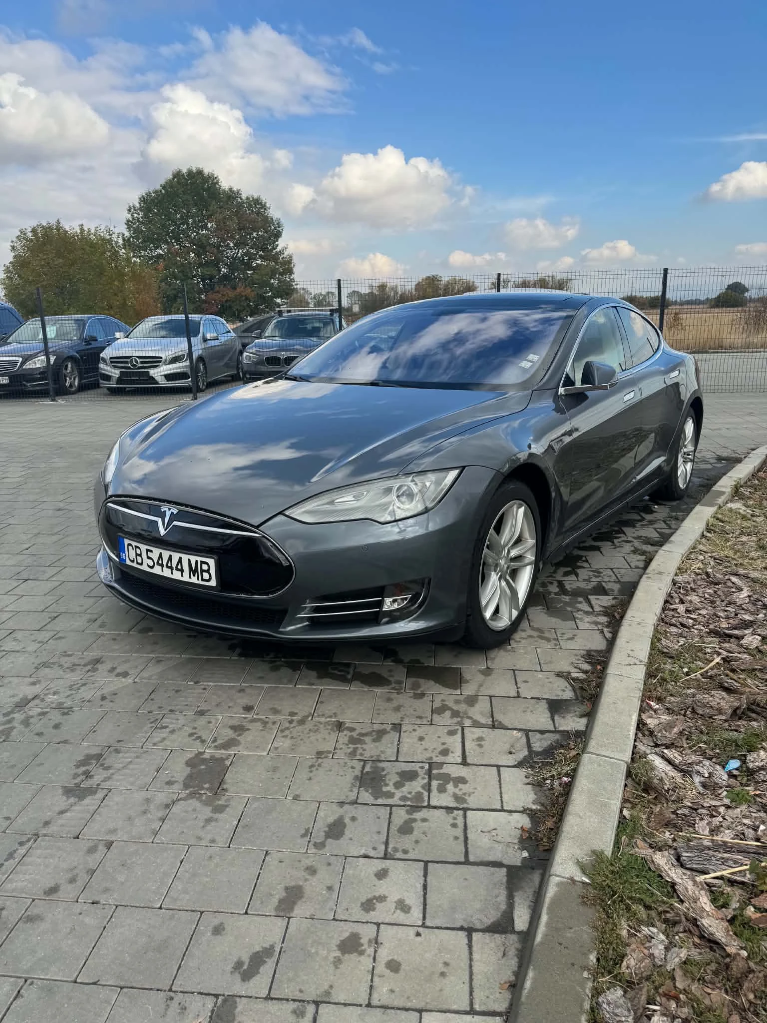 Tesla Model S 85, снимка 2 - Автомобили и джипове - 56549848