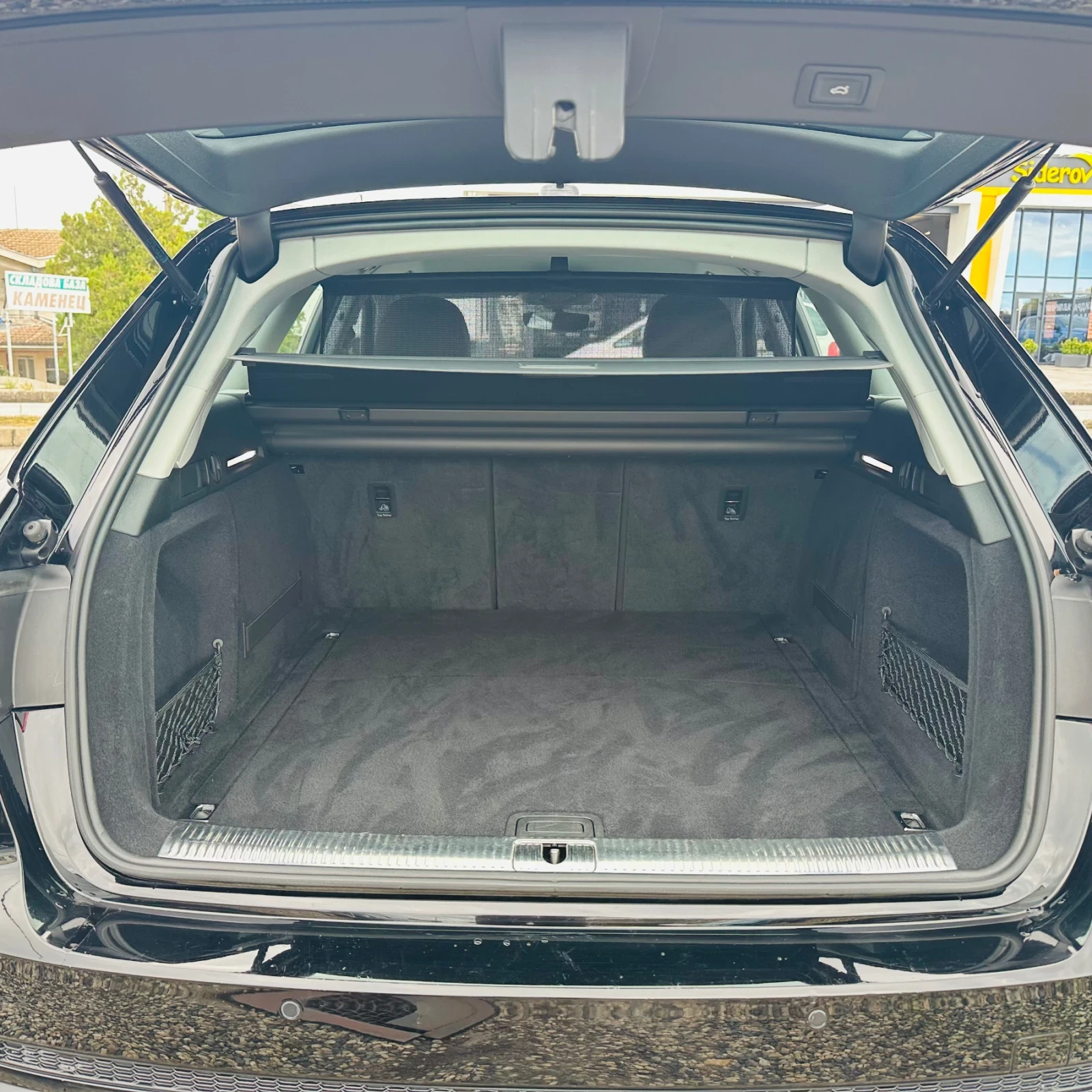 Audi A4 2.0TDI, снимка 5 - Автомобили и джипове - 56661064