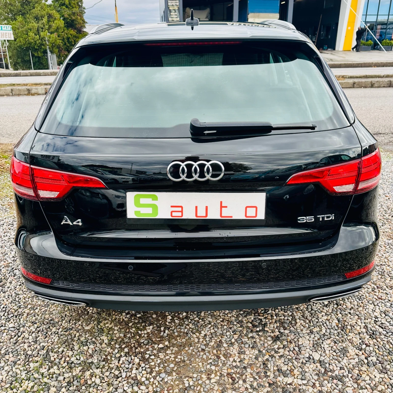 Audi A4 2.0TDI, снимка 4 - Автомобили и джипове - 56661064