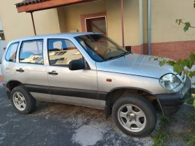 Lada Niva 1.7 GAZ, снимка 2