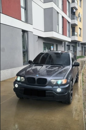BMW X5 4.4  286 к. с.