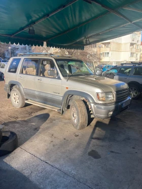 Isuzu Trooper
