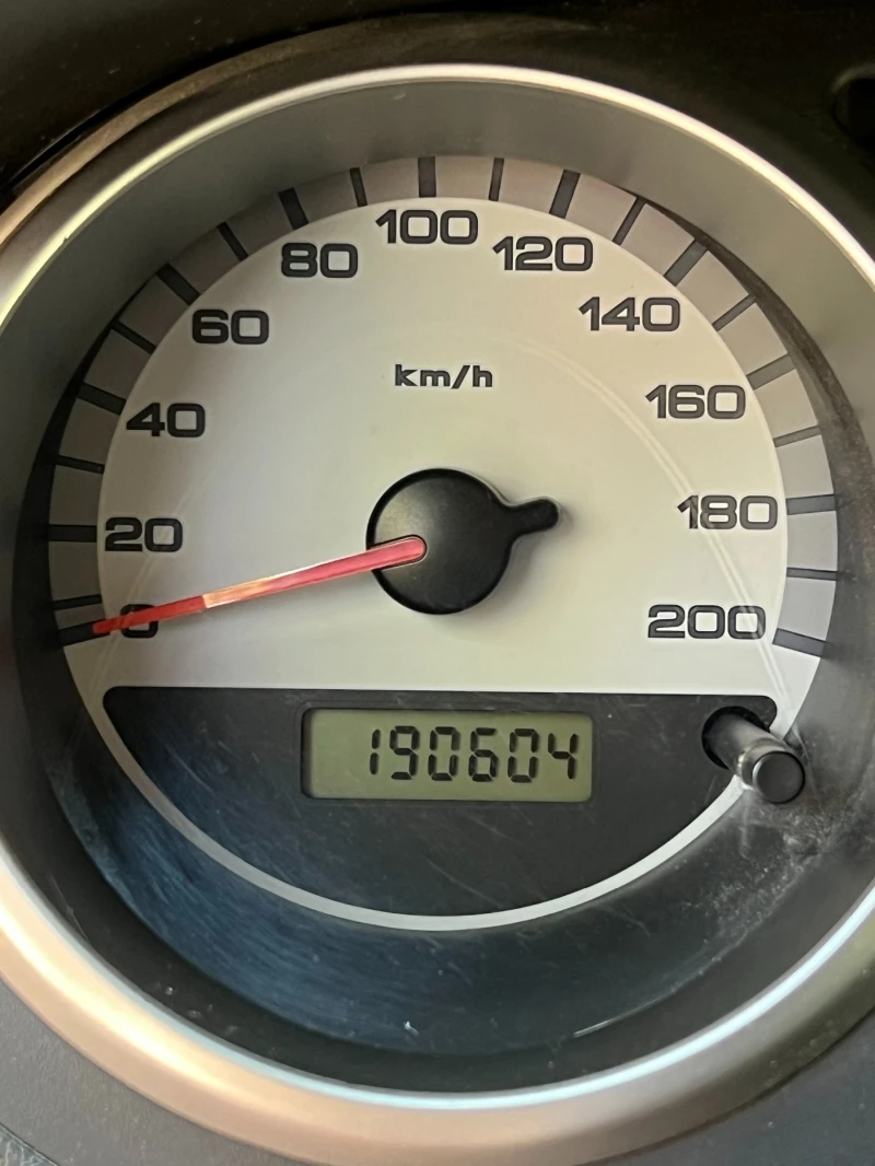 Suzuki Ignis 1.3 DDiS, снимка 7 - Автомобили и джипове - 52035461