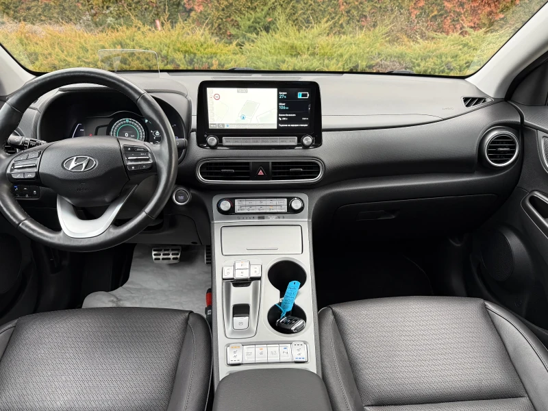 Hyundai Kona Premium 64 KWh 204 hp Bluelink SOH100%, снимка 8 - Автомобили и джипове - 53501724