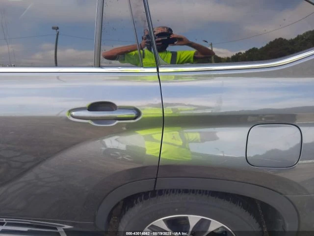 Toyota Highlander XLE | Mobile.bg   17