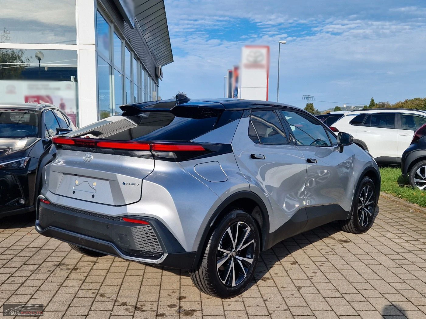 Toyota C-HR НОВ!!!HYBRID PLUG-IN/223HP/CAM/NAVI/LED/314b - изображение 3