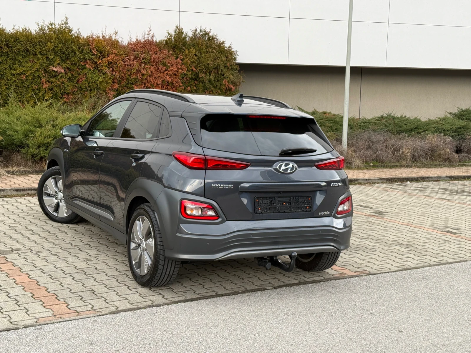 Hyundai Kona Premium 64 KWh 204 hp Bluelink Термопомпа - изображение 4