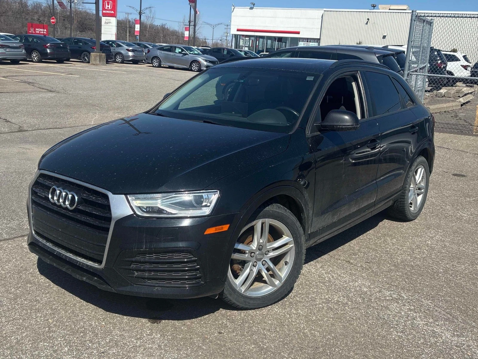 Audi Q3 Komfort* АвтоКредит* (ЦЕНА ДО БГ)