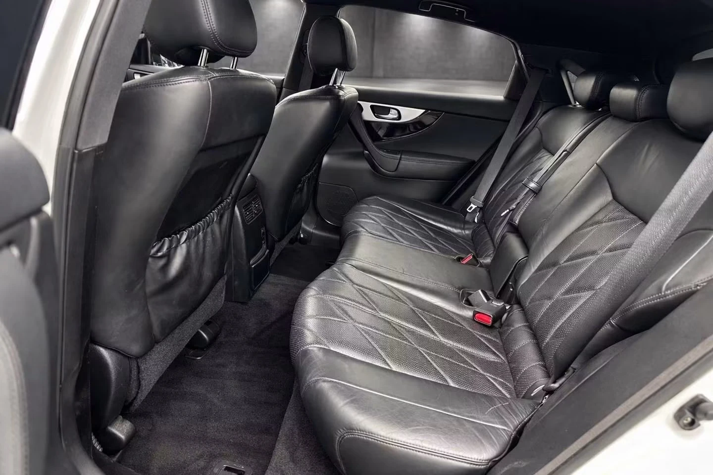 Infiniti QX70, снимка 12 - Автомобили и джипове - 55089309