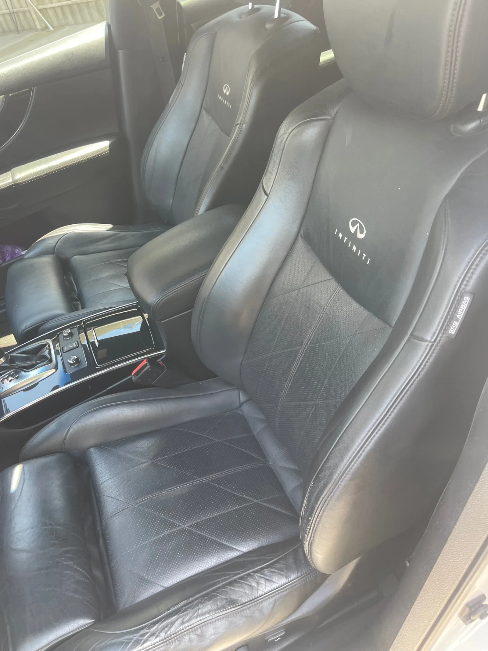 Infiniti QX70, снимка 6 - Автомобили и джипове - 55089309